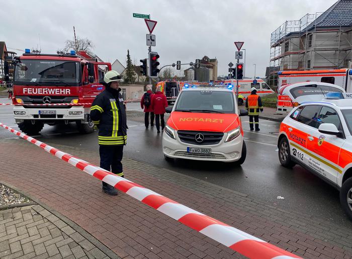 Auto contro corteo di Carnevale. In Germania almeno 30 feriti. Polizia: ‘E’ stato un gesto intenzionale’