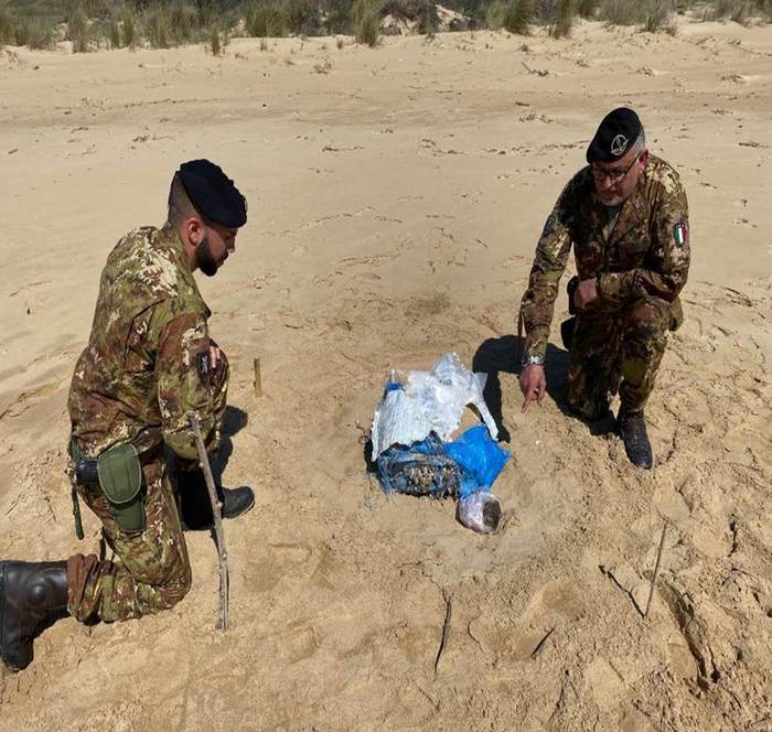 Droga: ancora hashish su spiagge Sicilia