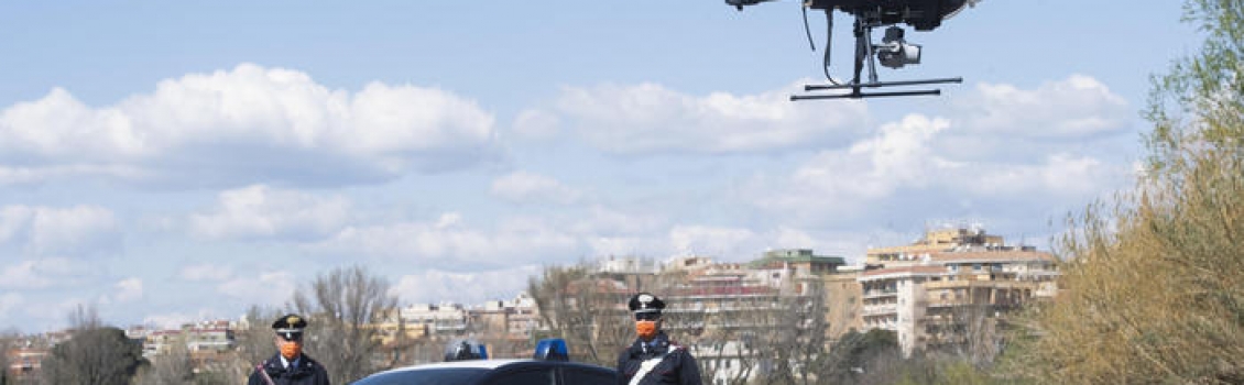 Drone dei Carabinieri su Scampia