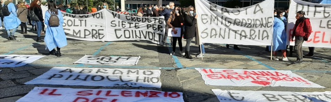 Sant’Anna Hospital: protesta dipendenti,” siamo eccellenza”